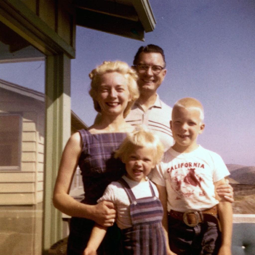 A '50s nuclear family (a mother and father with a daughter and son)