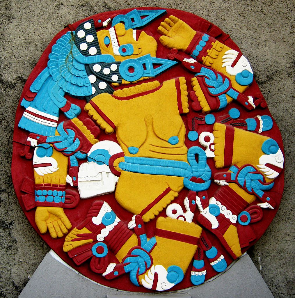 Coyolxāuhqui exhibition in the Museo del Templo Mayor showing the colors that are believed to have been used on the original engraving.