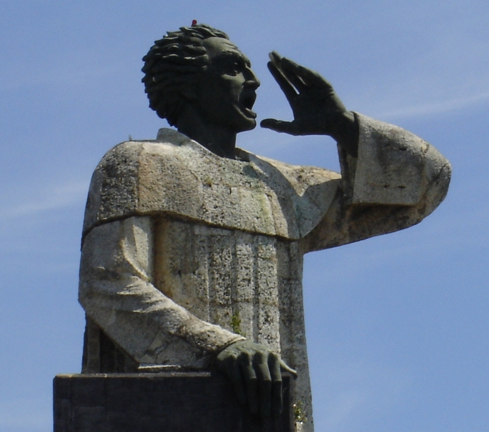 Image of a sculpture of Fray Antonio Montesino