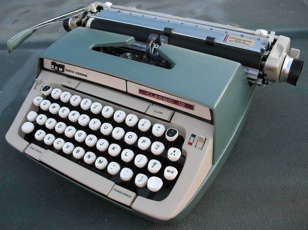 Smith Corona Classic 12 typewriter